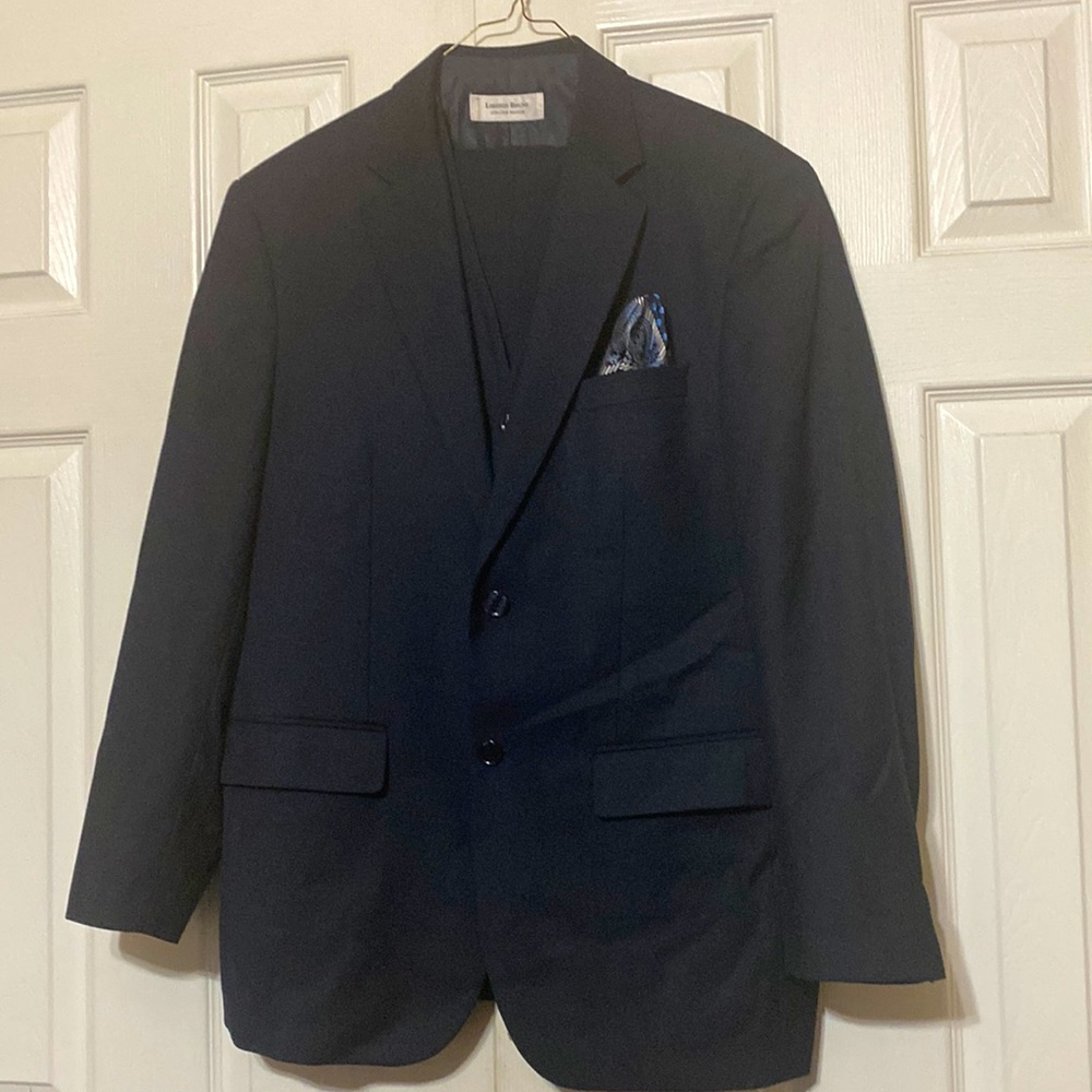 Lorenzo Bruno 3 pc men’s classic fit single breasted suit; size:38R, 32W pants